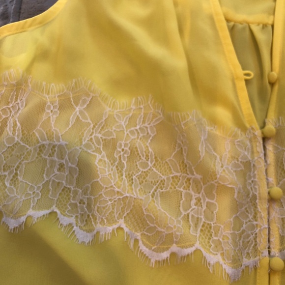 Yellow BAR III TIE FRONT LACE TRIM BLOUSE SIZE M - Picture 6 of 6
